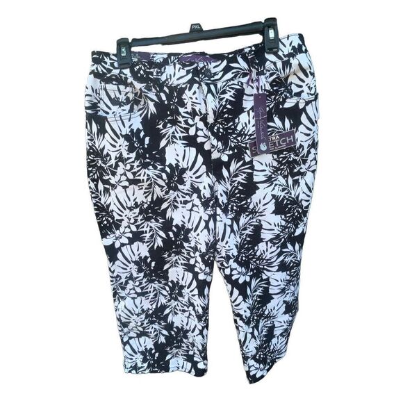 Gloria Vanderbilt “Amanda” Classic Capri Mid Rise Floral Pattern Ultra Stretch B - Picture 4 of 10